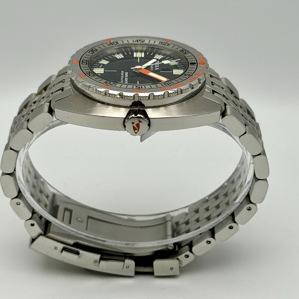 Doxa SUB 300T Sharkhunter Conquistador